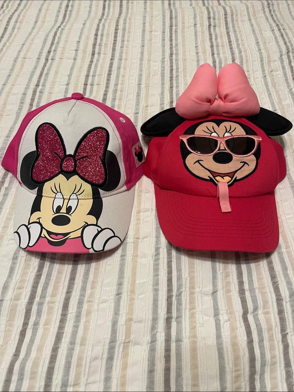 Lot of 2 Minnie Mouse kids hats